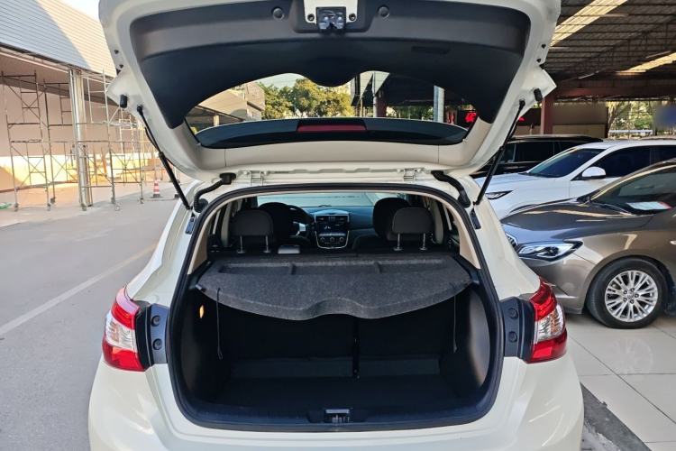 Used Nissan Tiida 2024 1.6L CVT Cool Dynamic Edition
