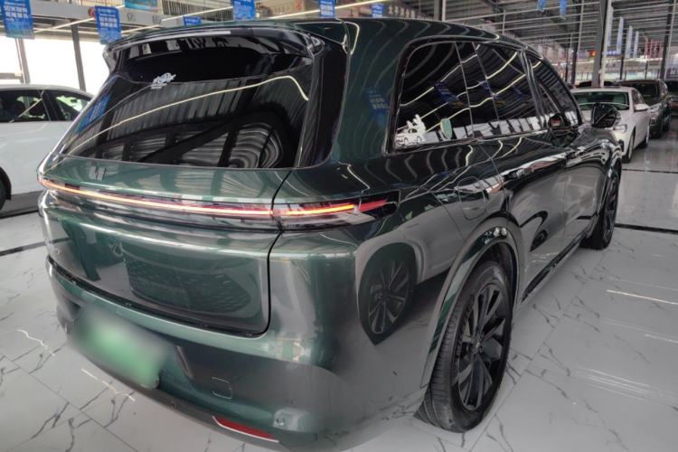 Used Li Auto L8 2023 Pro Model
