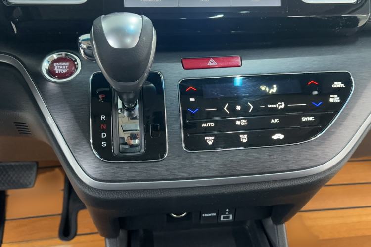 Used Honda Elysion 2016 2.4L Style Edition