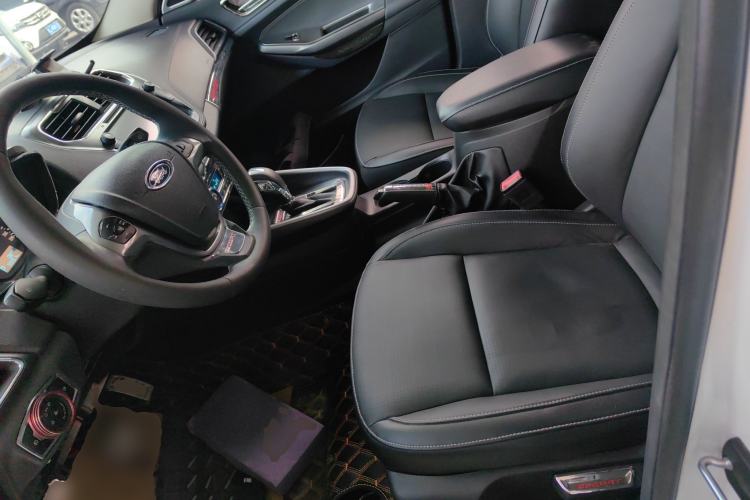 Used Ford Escort 2015 1.5L Automatic Fashion Model