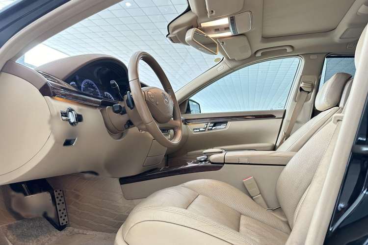 Used  S-Class 2011 38S