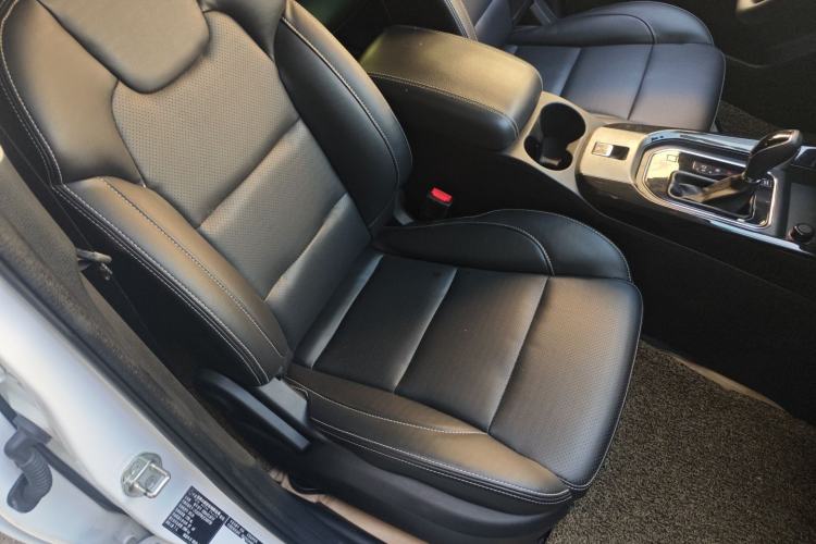 Used Dongfeng Fengon S560 2018 1.8L CVT Elite Model 7 Seats