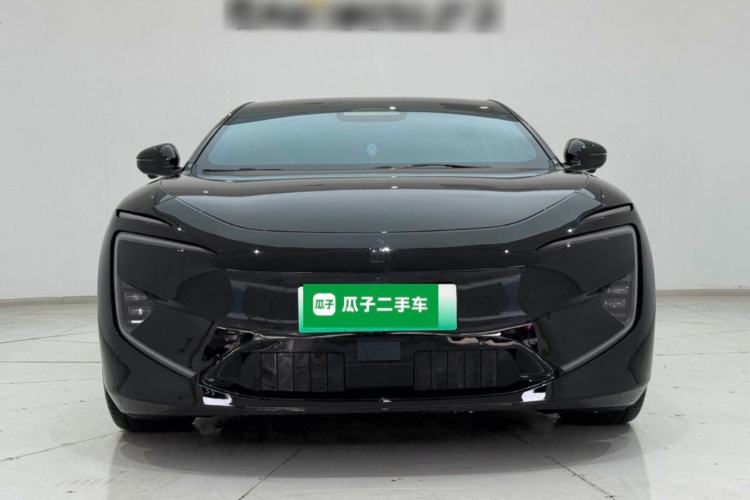 Used  12 2023 700 Three-Laser Rear-Wheel Drive Luxury Edition