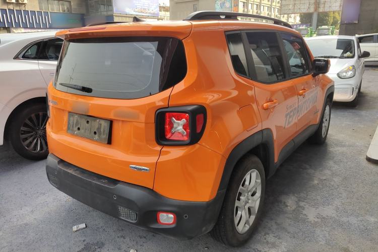 Used  Renegade 2017 180T Automatic Jingneng Edition
