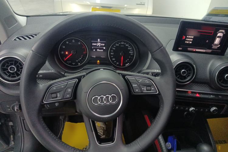 Used Audi Q2L 2020 35 TFSI Fashion Dynamic Model