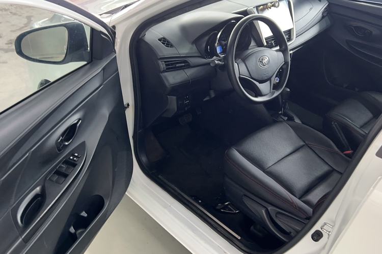 Used Toyota YARiS L 2017 1.5E CVT Dynamic Edition
