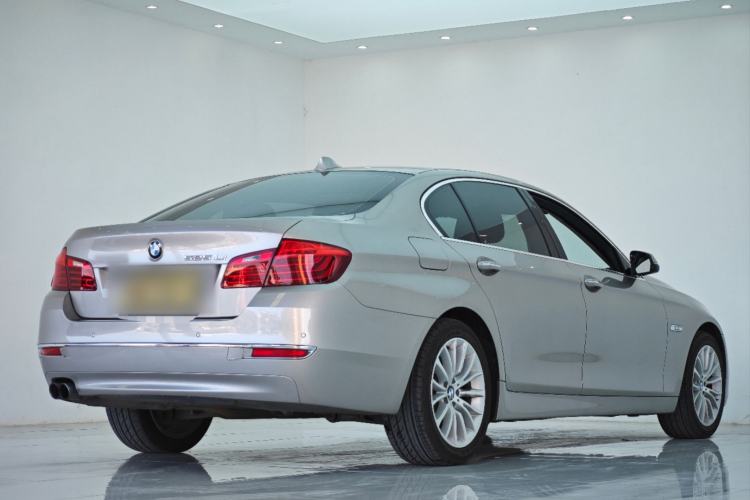 Used BMW 5 Series 2014 525Li Luxury Design Package
