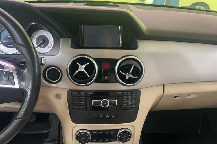 Used Mercedes-Benz GLK-Class 2015 GLK 260 4MATIC Dynamic Edition Ultimate Version