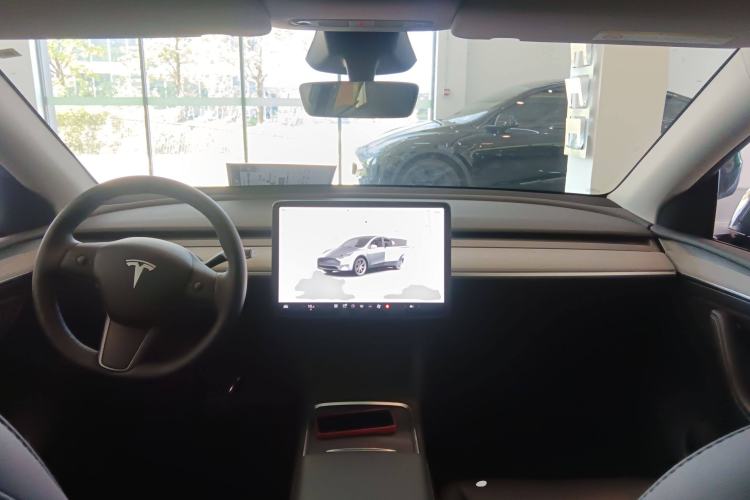 Used Tesla Model Y 2024 Rear-Wheel-Drive Version
