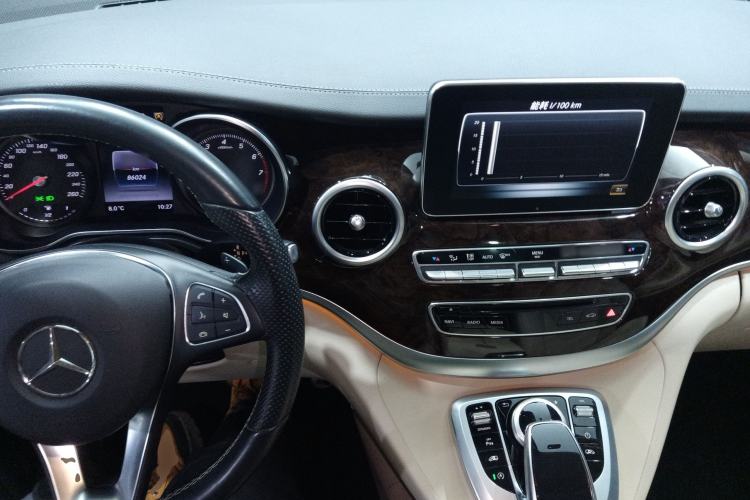 Used Mercedes-Benz V-Class 2018 V 260 L Prestige Extended Version China VI