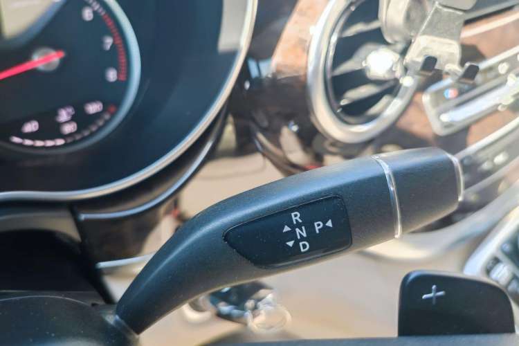 Used Mercedes-Benz V-Class 2016 V 260 L Prestige Extended Edition
