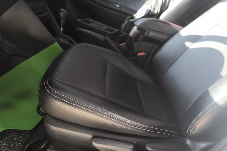 Used Toyota YARiS L 2017 1.5E CVT Dynamic Edition
