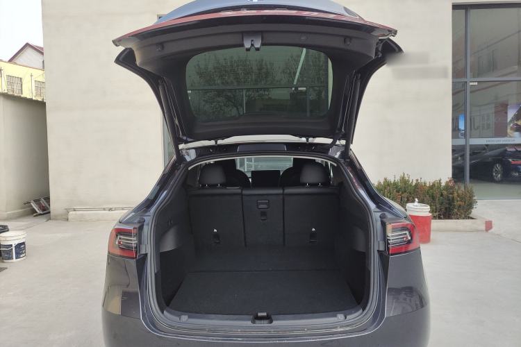 Used Tesla Model Y 2024 Rear-Wheel-Drive Version
