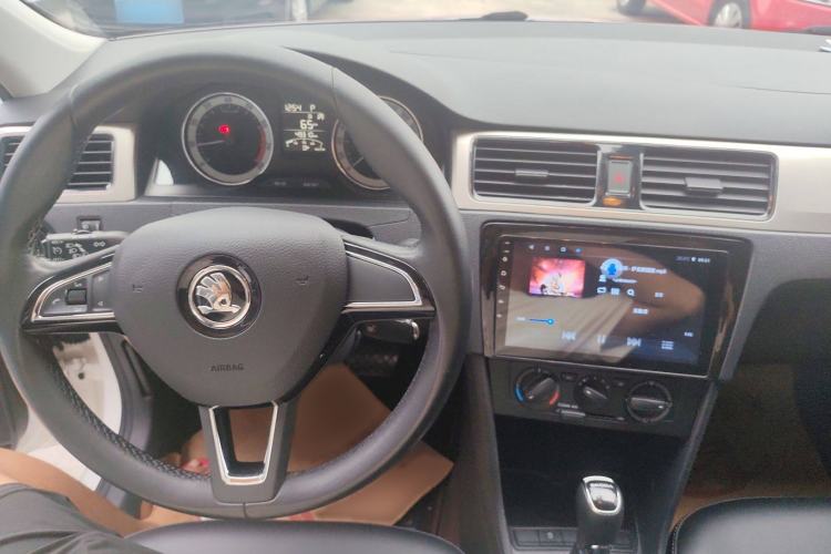 Used Skoda Rapid 2019 1.5L Automatic Comfort Edition China VI Standard
