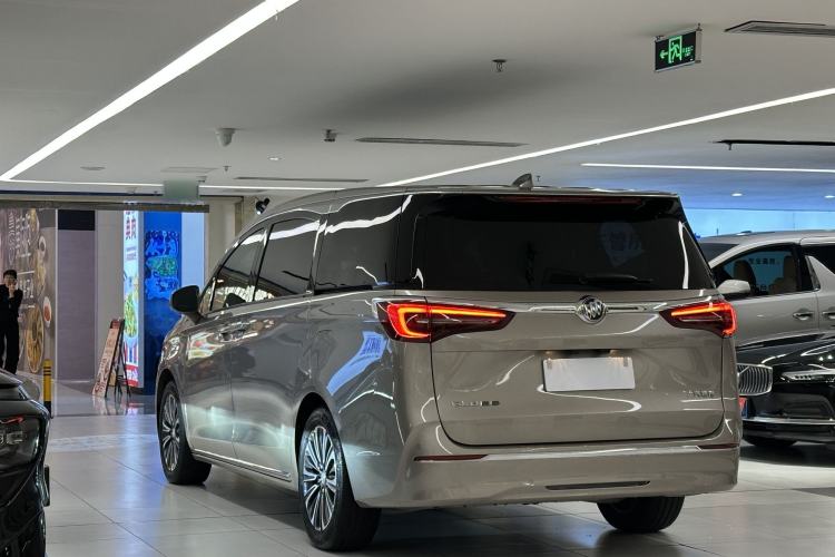 Used Buick GL8 2023 ES Lu Zun Luxury Model
