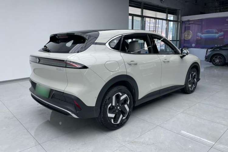 Used Baojun Yunhai 2024 140km Plug-in Hybrid Version
