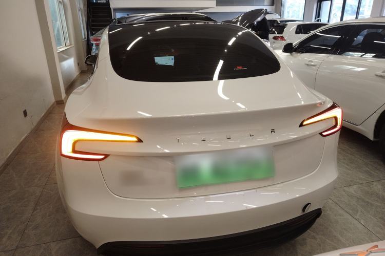 Used Tesla Model 3 2023 Rear-Wheel-Drive Version
