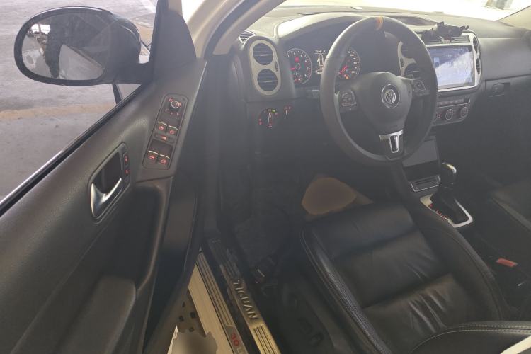 Used Volkswagen Tiguan L 2014 1.8TSI Automatic 2WD 30th Anniversary Edition
