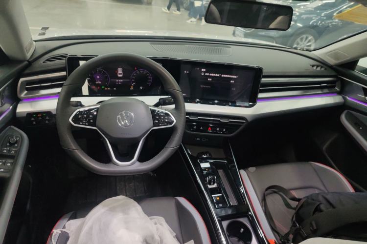 Used Volkswagen Lamando 2023 Lavida L 280TSI DSG Cool & Spicy Edition
