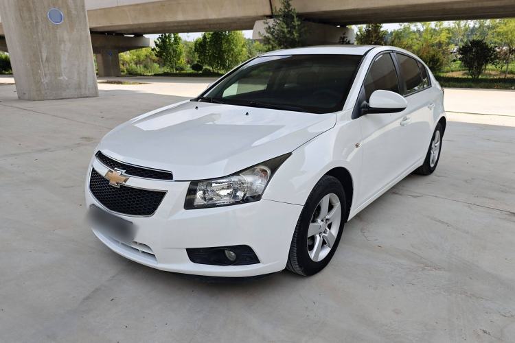 Used Chevrolet Cruze 2013 Hatchback 1.6L Automatic Luxury Model
