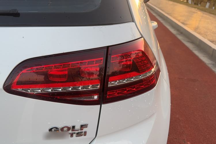 Used Volkswagen Golf 2017 230TSI Automatic Comfort Edition – Celebrating Milestone of One Million Units
