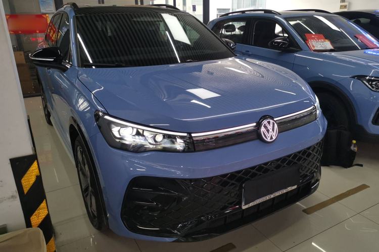 Used Volkswagen Tiguan L 2024 PRO 380TSI Four-Wheel Drive R-Line Prestige Edition
