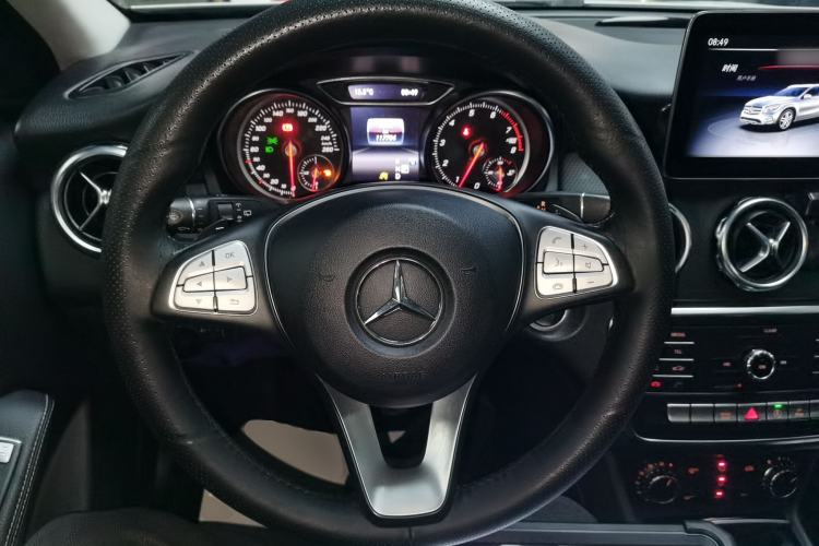 Used Mercedes-Benz GLA 2018 GLA 200 Sport Edition
