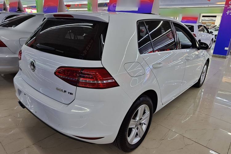 Used Volkswagen Golf 2015 1.4TSI Automatic Comfort Model
