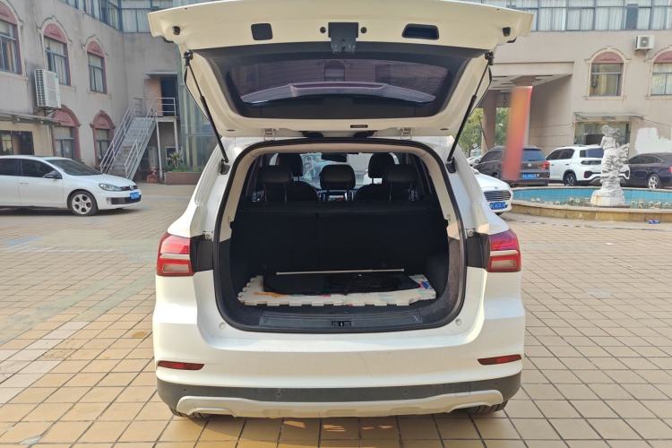 Used Roewe RX5 2016 20T Two-Wheel Drive Automatic Internet Smart Edition
