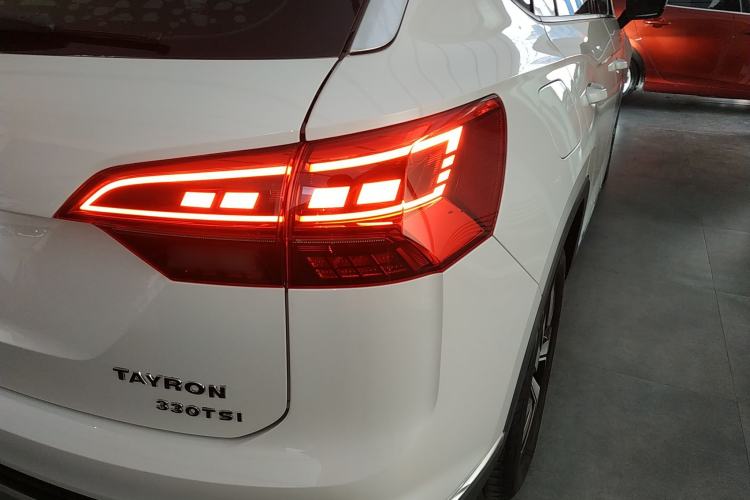 Used Volkswagen Tayron 2019 330TSI Two-Wheel-Drive Luxury Version China V Emission Standard
