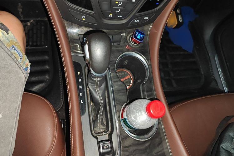 Used Buick Envision 2014 28T Four-Wheel Drive Elite Model
