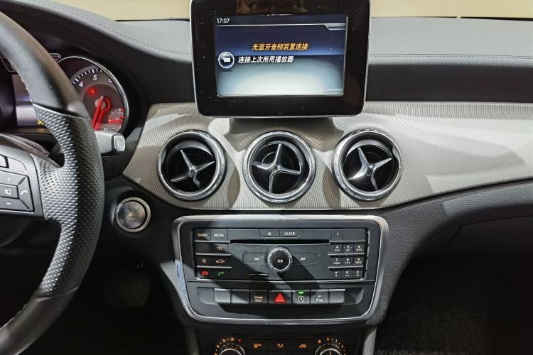 Used Mercedes-Benz GLA 2016 GLA 200 Fashion Model