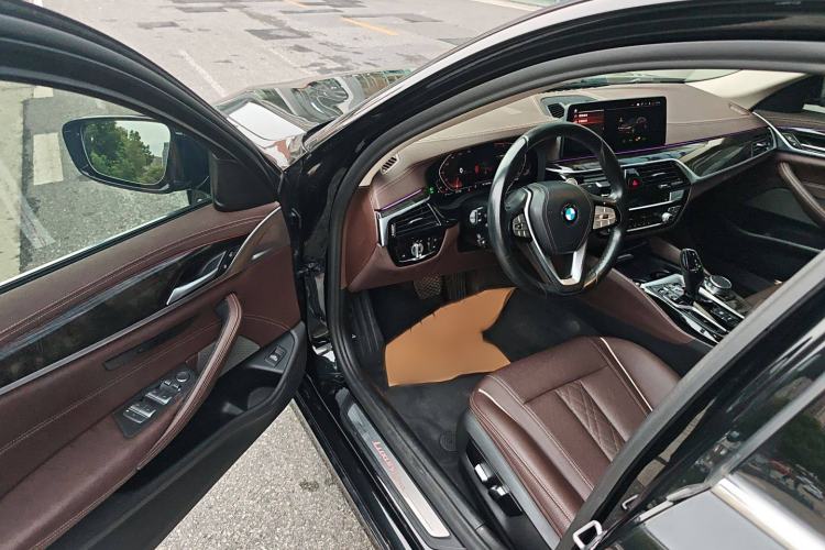 Used BMW 5 Series 2021 525Li Luxury Package
