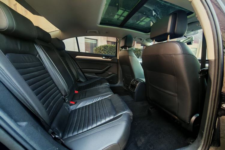 Used Volkswagen Magotan 2019 330TSI DSG Leading Model China VI Standard
