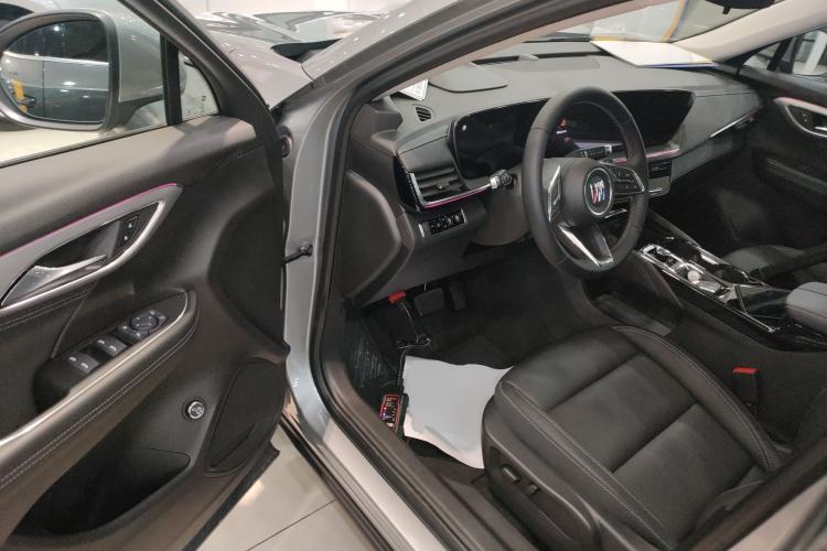 Used Buick Envision 2025 25T Entry-Grade Platinum Edition
