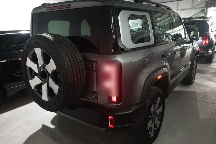 Used  BJ40 Electric Drive 2025 Advanced Edition
