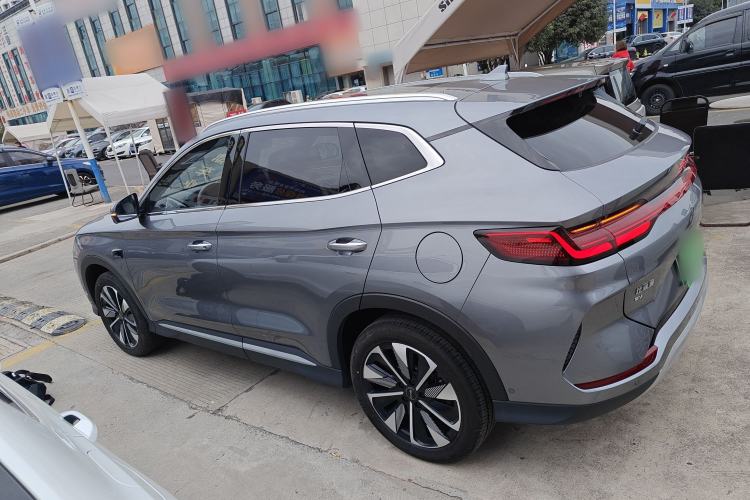 Used BYD Song PLUS New Energy 2025 EV Intelligent Driving Version 520km Premium Model