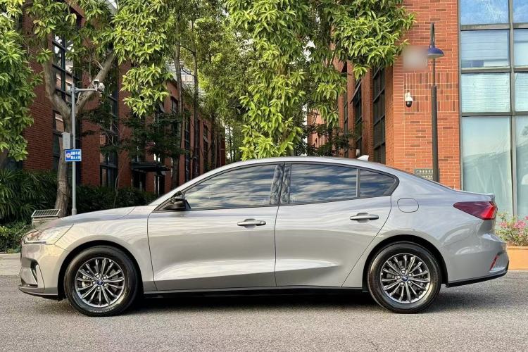 Used Ford Focus 2022 Sedan EcoBoost 180 Automatic Performance Edition