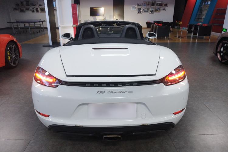 Used Porsche 718 2018 Boxster 2.0T
