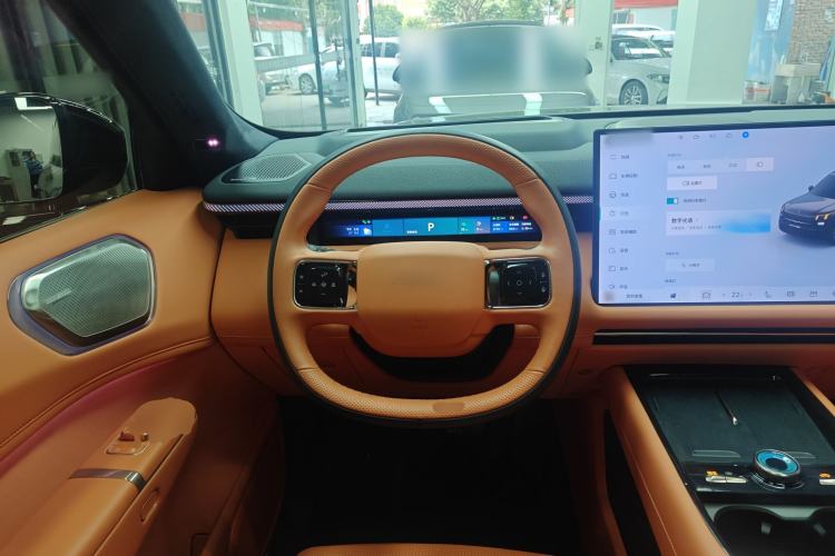 Used Lynk & Co 900 2025 1.5T Ultra
