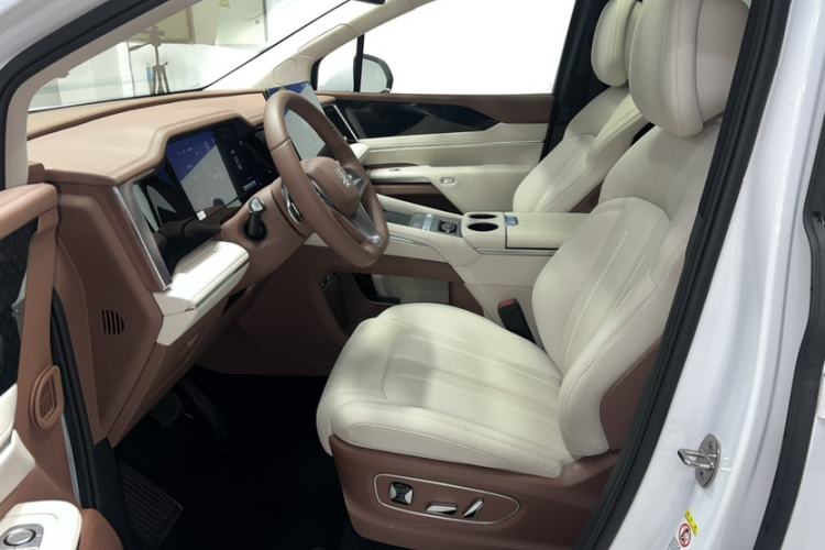 Used BYD Xia 2025 DM-i 1.5T 180km Excellence Model