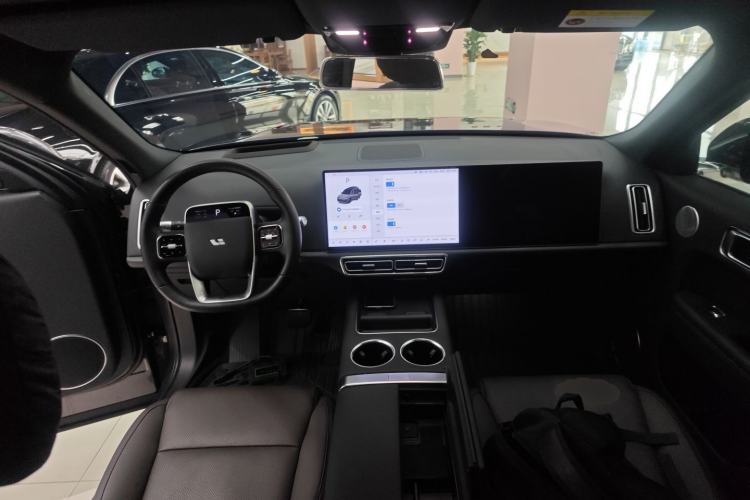 Used Li Auto L9 2022 Max model
