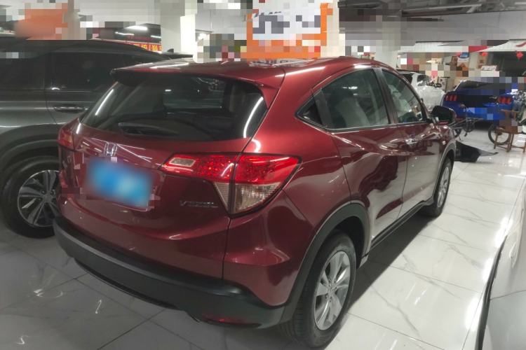 Used Honda Vezel 2015 1.8L CVT 2WD Elite Model
