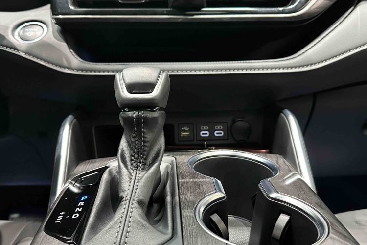 Used Toyota Crown Land Cruiser 2024 2.5L HEV Four-Wheel Drive Premium Edition