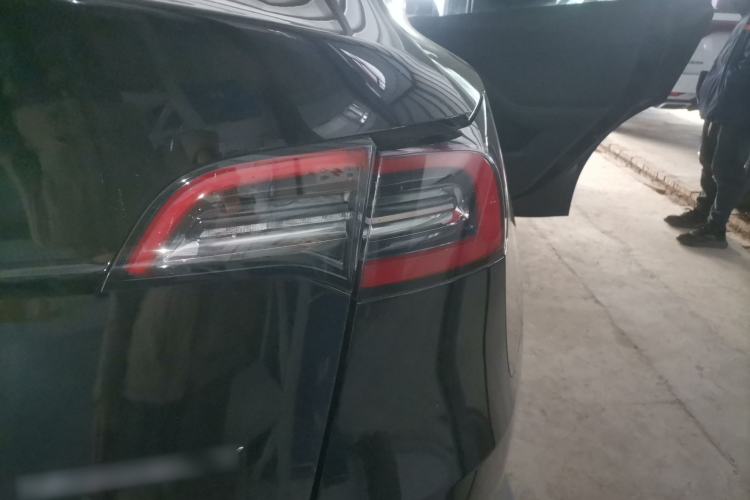 Used Tesla Model Y 2022 Rear-Wheel-Drive Version