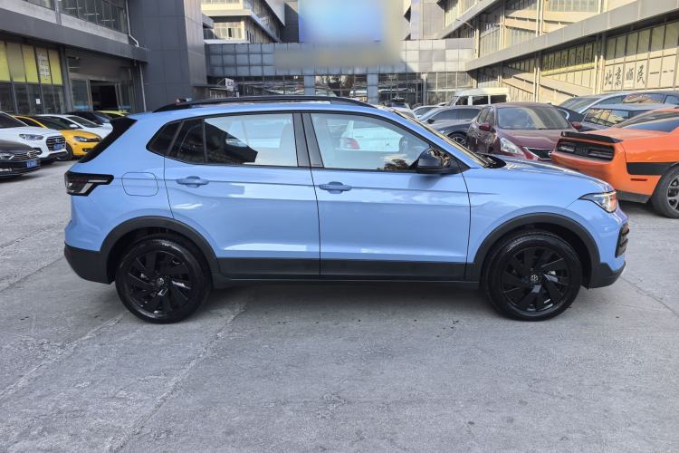 Used Volkswagen Tharu 2025 NewRui 300TSI Prestige Edition
