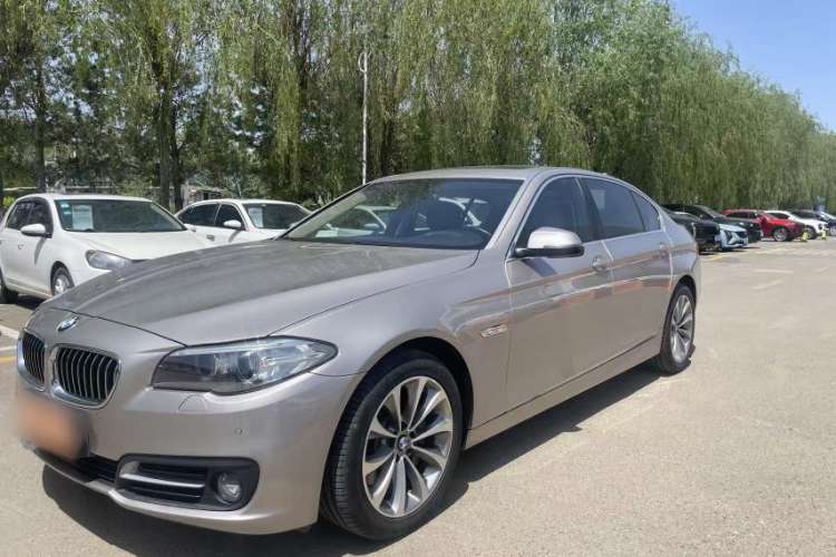 Used BMW 5 Series 2014 528Li Leading Model
