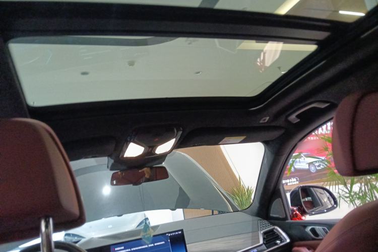 Used BMW X5 2023 xDrive 40Li M Sport Night Edition Package
