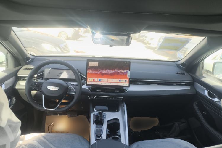 Used Geely Auto Preface 2025 Dongfang Yao 1.5TD Fuyao Edition
