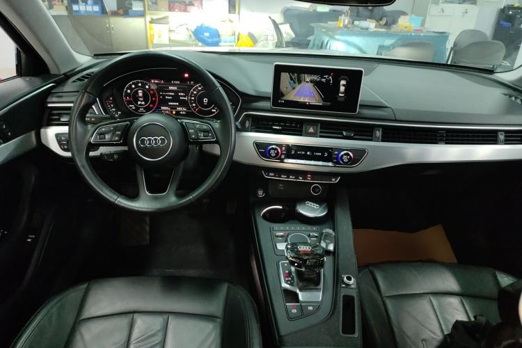 Used Audi A4L 2019 40 TFSI Fashion Edition China VI Emission Standard